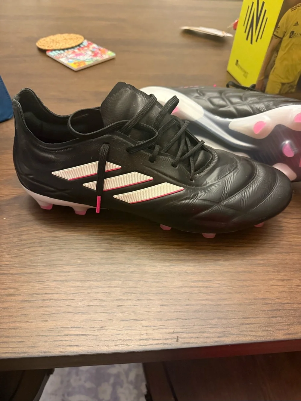 Adidas Copa Pure.1 Size 10.5 Black/Shock Pink